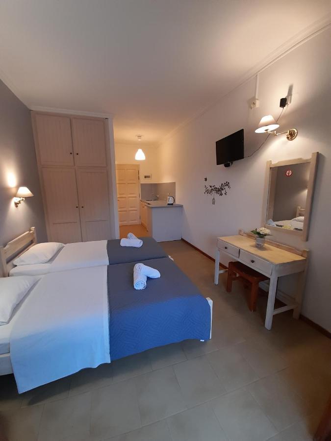 Aronda Apartments Dassia  Esterno foto
