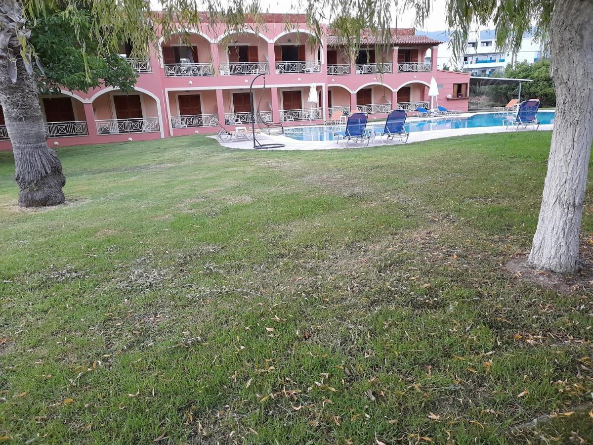 Aronda Apartments Dassia  Esterno foto