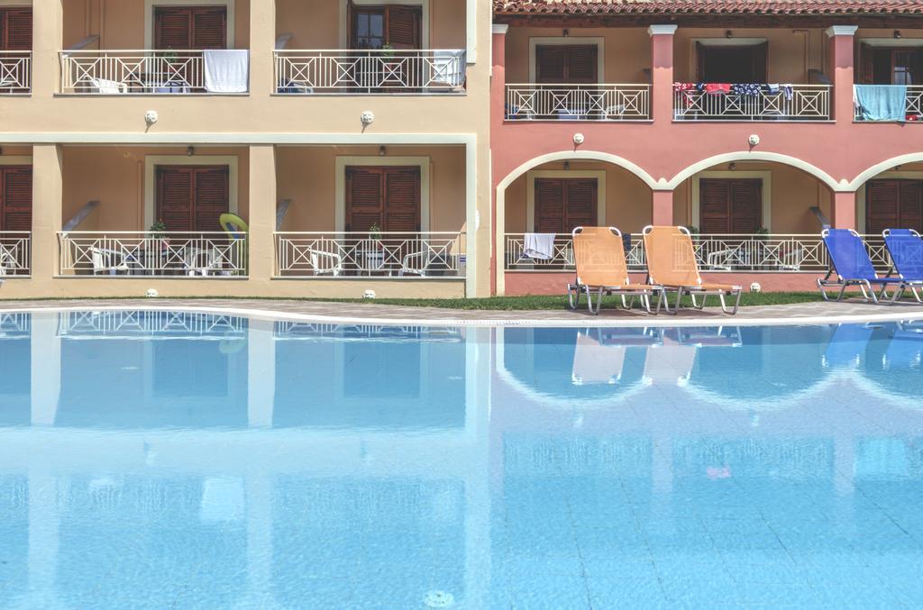 Aronda Apartments Dassia  Esterno foto